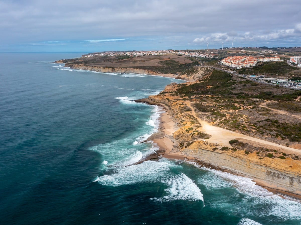 Dirt tracks leading to the beaches of Ericeira