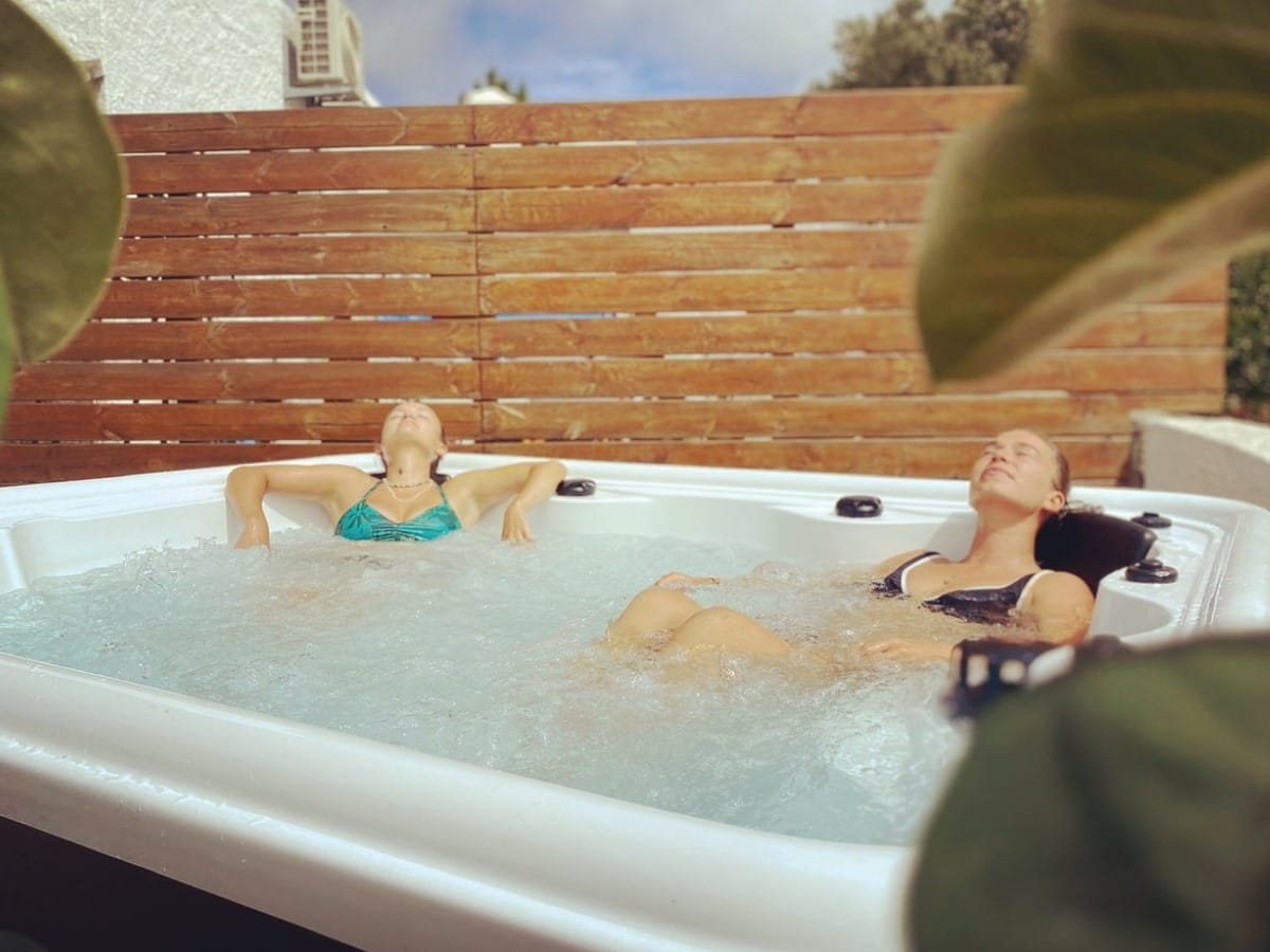 Moka Surfhouse & Yoga Retreat
