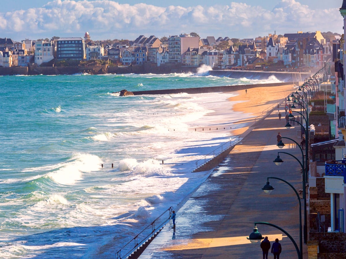 The shoreline around Saint Malo