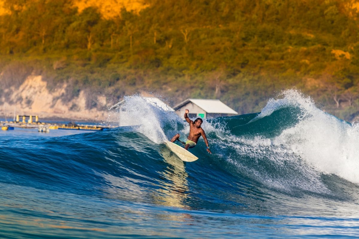 Surf Boat Charter Mentawai Islands