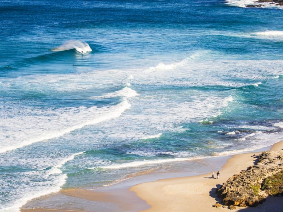 Turquoise waves in Western Australia