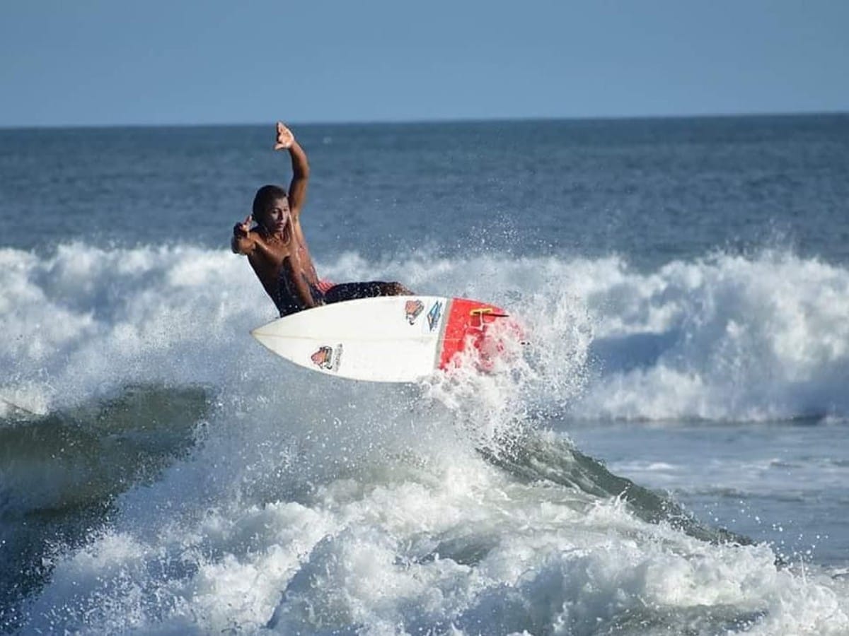 Wild Waves Popoyo