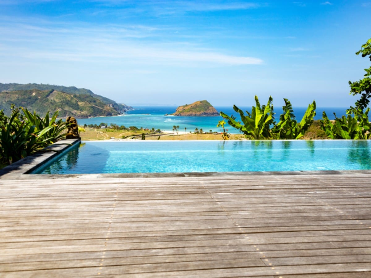 A hotel overlooking Air Guling