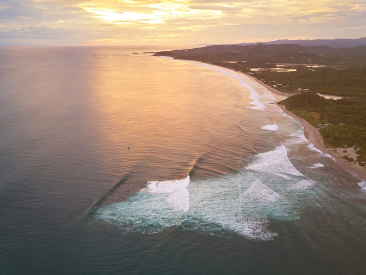 Soft left peaks breaking in Nicaragua